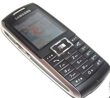 Samsung x700